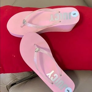 Juice couture pink slippers